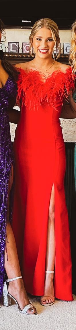 Colors Red Size 0 Straight Dress on Queenly