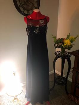 Morgan and Co Black Size 12 A-line Straight Dress on Queenly