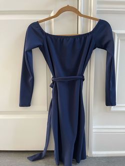 Windsor Navy Blue Size 4 Interview Belt Cocktail Dress on Queenly