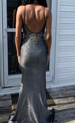 Jules and Cleo Silver Size 0 Plunge $300 Mermaid Dress on Queenly