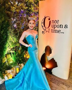 Jovani Blue Size 6 Plunge Floor Length Mermaid Dress on Queenly