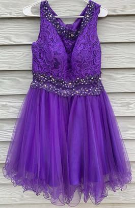 Star Box Purple Size 14 Shiny A-line Dress on Queenly