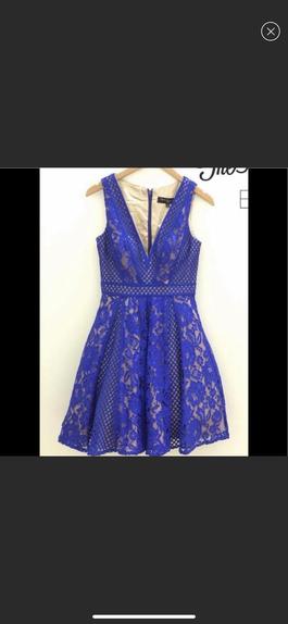 Forever Unique Royal Blue Size 8 Cocktail Dress on Queenly