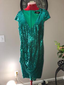 Lulus Green Size 0 Midi $300 Cap Sleeve Sleeves Cocktail Dress on Queenly