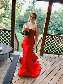 Sherri Hill Red Size 8 Black Tie Floor Length Straight Dress on Queenly