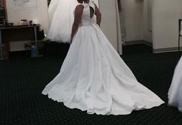 Alfred Angelo White Size 10 Train Cotillion Ball gown on Queenly