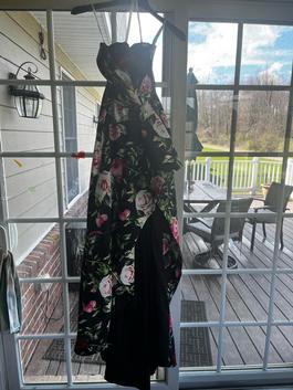 Sherri Hill Multicolor Size 2 Floor Length $300 Side slit Dress on Queenly