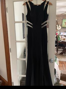 Lets Label Black Tie Size 2 Train Straight Dress on Queenly