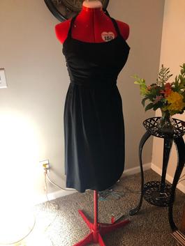 Antonio Melani Black Size 2 Homecoming Appearance $300 Interview Cocktail Dress on Queenly