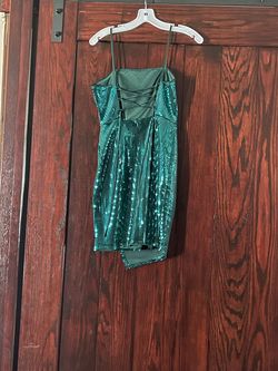 Jules & Cleo Green Size 0 Euphoria $300 Cocktail Dress on Queenly