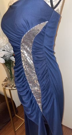 Ruby Rox Navy Blue Size 8 $300 Floor Length Ball gown on Queenly