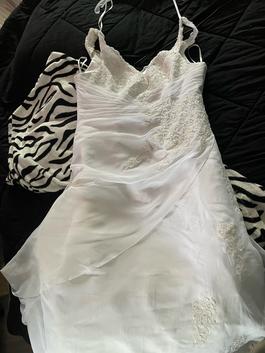 White Size 24 Train Dress on Queenly