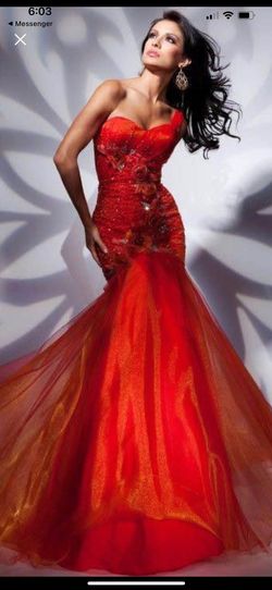 Tony Bowls Red Size 6 Military Floor Length Sweetheart Mermaid Dress on Queenly
