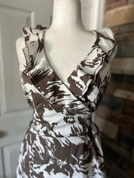 Ann Taylor Nude Size 8 Print Sorority Formal A-line Dress on Queenly