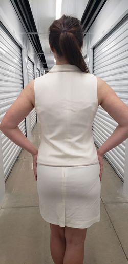 Petite Sophisticate White Size 6 Summer $300 Interview Cocktail Dress on Queenly