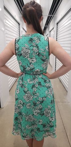 ELLE Multicolor Size 6 $300 Pattern Cocktail Dress on Queenly