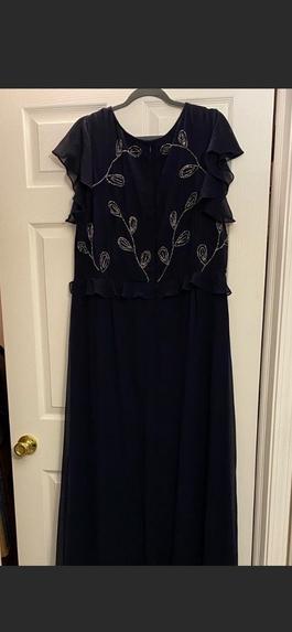 Boohoo Blue Size 18 Straight Dress on Queenly