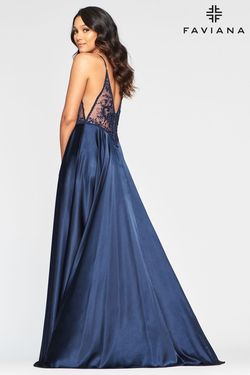 Style S10401 Faviana Navy Blue Size 4 Black Tie Side slit Dress on Queenly