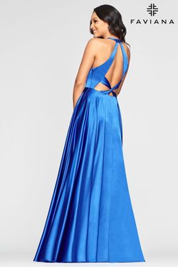 Style S10403 Faviana Blue Size 0 Tall Height Side slit Dress on Queenly