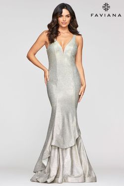 Style S10425 Faviana Silver Size 4 Prom Pageant Floor Length Jewelled Mermaid Dress on Queenly