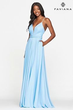 Style S10435 Faviana Blue Size 4 Pockets Sheer Straight Dress on Queenly