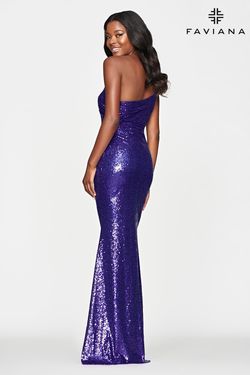 Style S10638 Faviana Purple Size 8 V Neck Military $300 Violet Floor Length Straight Dress on Queenly