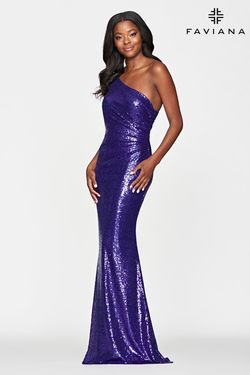 Style S10638 Faviana Purple Size 8 Floor Length Violet Jewelled $300 Straight Dress on Queenly