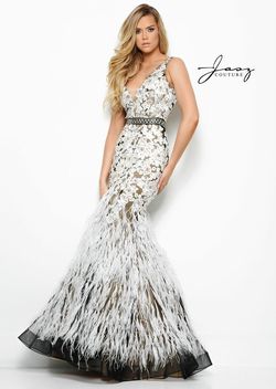 Style 7003 Jasz Couture White Size 10 7003 Feather Tall Height Mermaid Dress on Queenly