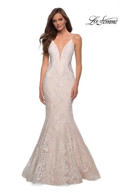 Style 28355 La Femme White Size 10 Pageant Fitted Mermaid Dress on Queenly