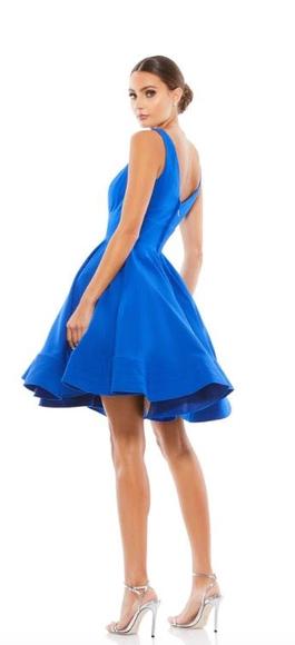 Ieena Mac Doug Al Blue Size 0 Midi $300 Cocktail Dress on Queenly