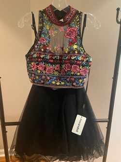 Nox Anabel Black Size 6 Midi 70 Off Sunday $300 Cocktail Dress on Queenly