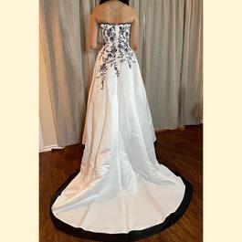 David's Bridal White Size 6 Floor Length $300 Train Dress on Queenly