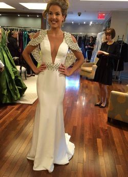 Gionni Straccia White Size 4 Pageant 50 Off Plunge Showstopper Prom A-line Dress on Queenly