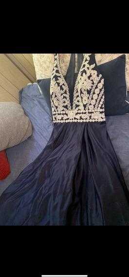 David's Bridal Navy Blue Size 14 Plus Size Medium Height Prom Ball gown on Queenly