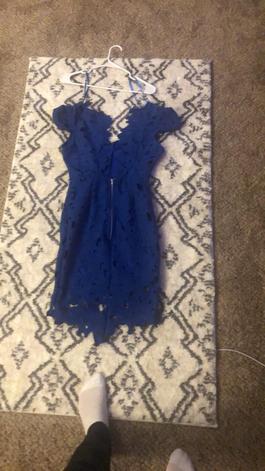 Xenia Blue Size 6 Cap Sleeve 50 Off Midi Cocktail Dress on Queenly