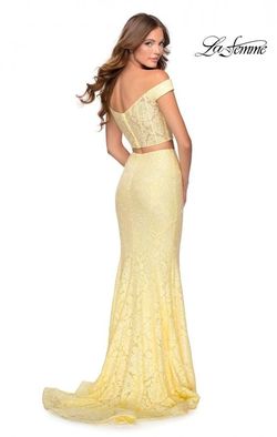 Style 28565 La Femme Yellow Size 4 Lace Train Floor Length Side slit Dress on Queenly