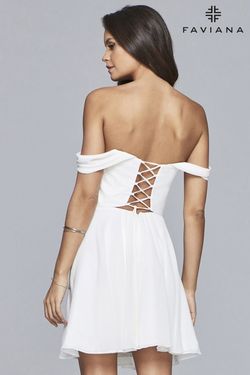 Style 10163 Faviana White Size 6 Midi Bachelorette Cocktail Dress on Queenly
