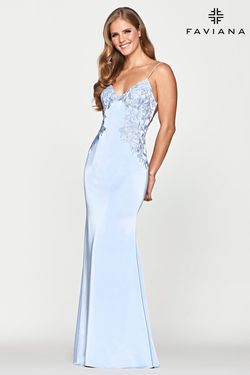 Style S10641 Faviana Blue Size 6 Navy Straight Dress on Queenly