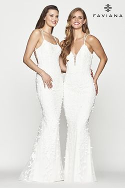 Style S10663 Faviana White Size 6 Tall Height Corset Straight Dress on Queenly