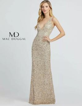 Mac Duggal Nude Size 12 Plus Size Straight Dress on Queenly