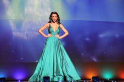 Sherri Hill Green Size 2 Pageant Ball Gown Floor Length 70 Off Side slit Dress on Queenly