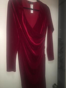 Fashion Nova Red Size 12 Maroon Straight Dress on Queenly