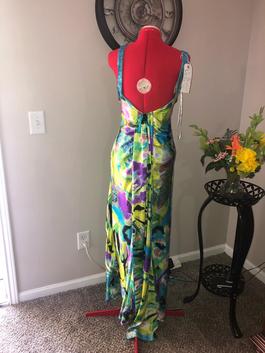 Speechless Multicolor Size 4 Floor Length Train Dress on Queenly