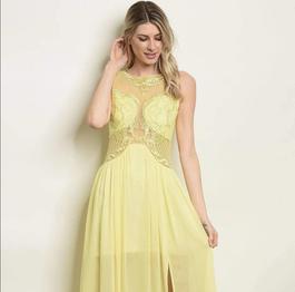 Yellow Size 8 Side slit Dress on Queenly