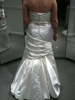 Kleinfelds White Size 8 Floor Length Wedding Strapless Straight Dress on Queenly