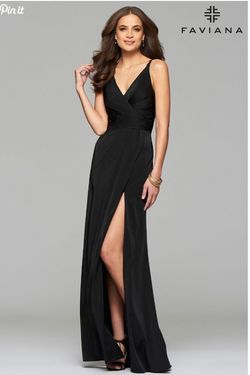 Style 7755 Faviana Black Size 8 $300 V Neck Side slit Dress on Queenly