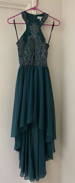 Xtraordinary Green Size 2 50 Off $300 Homecoming A-line Dress on Queenly
