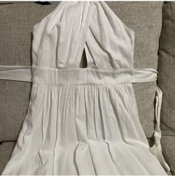 BCBGeneration White Size 6 $300 Bridal Shower Cocktail Dress on Queenly