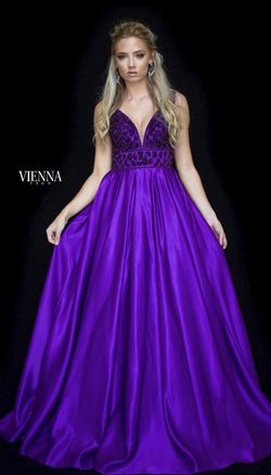 Style -1 Vienna Purple Size 0 Beaded Top Floor Length Sequin Train Dress on Queenly