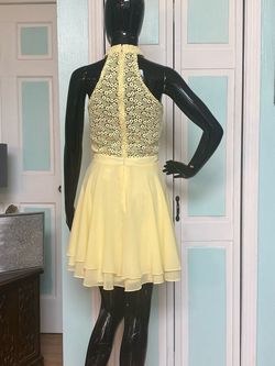 Clarisse Yellow Size 10 Prom $300 Lace Cocktail Dress on Queenly